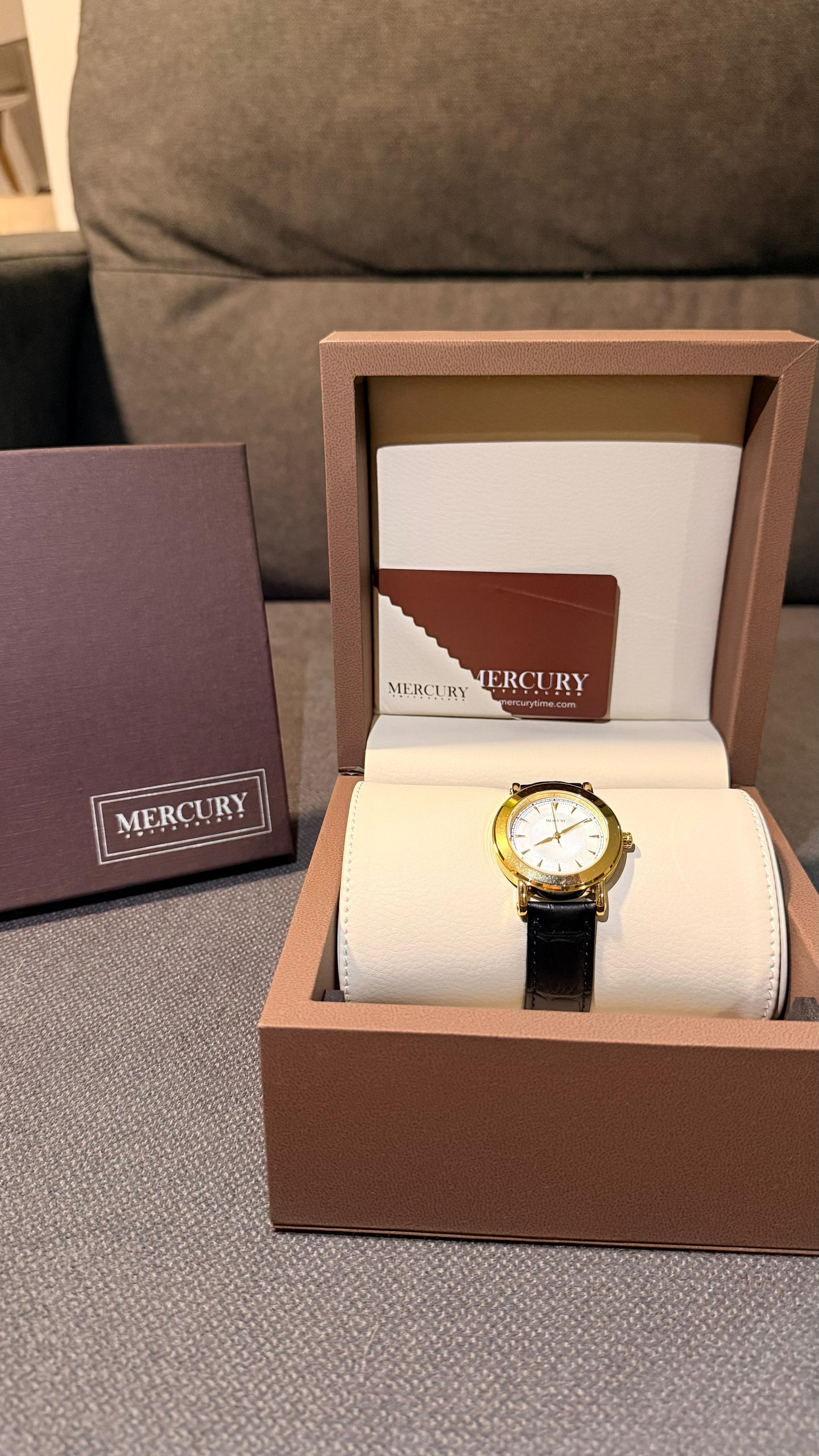 Reloj femenino marca MERCURY. modelo ME295-GL-1