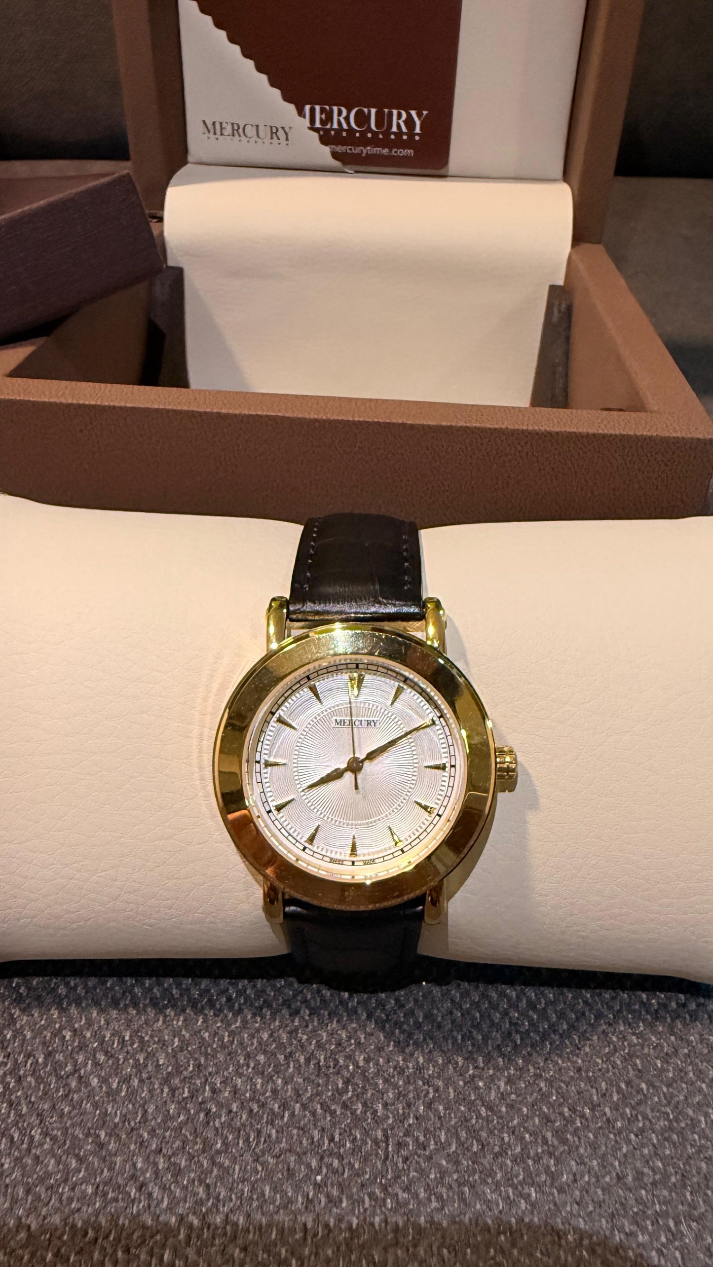 Reloj femenino marca MERCURY. modelo ME295-GL-1