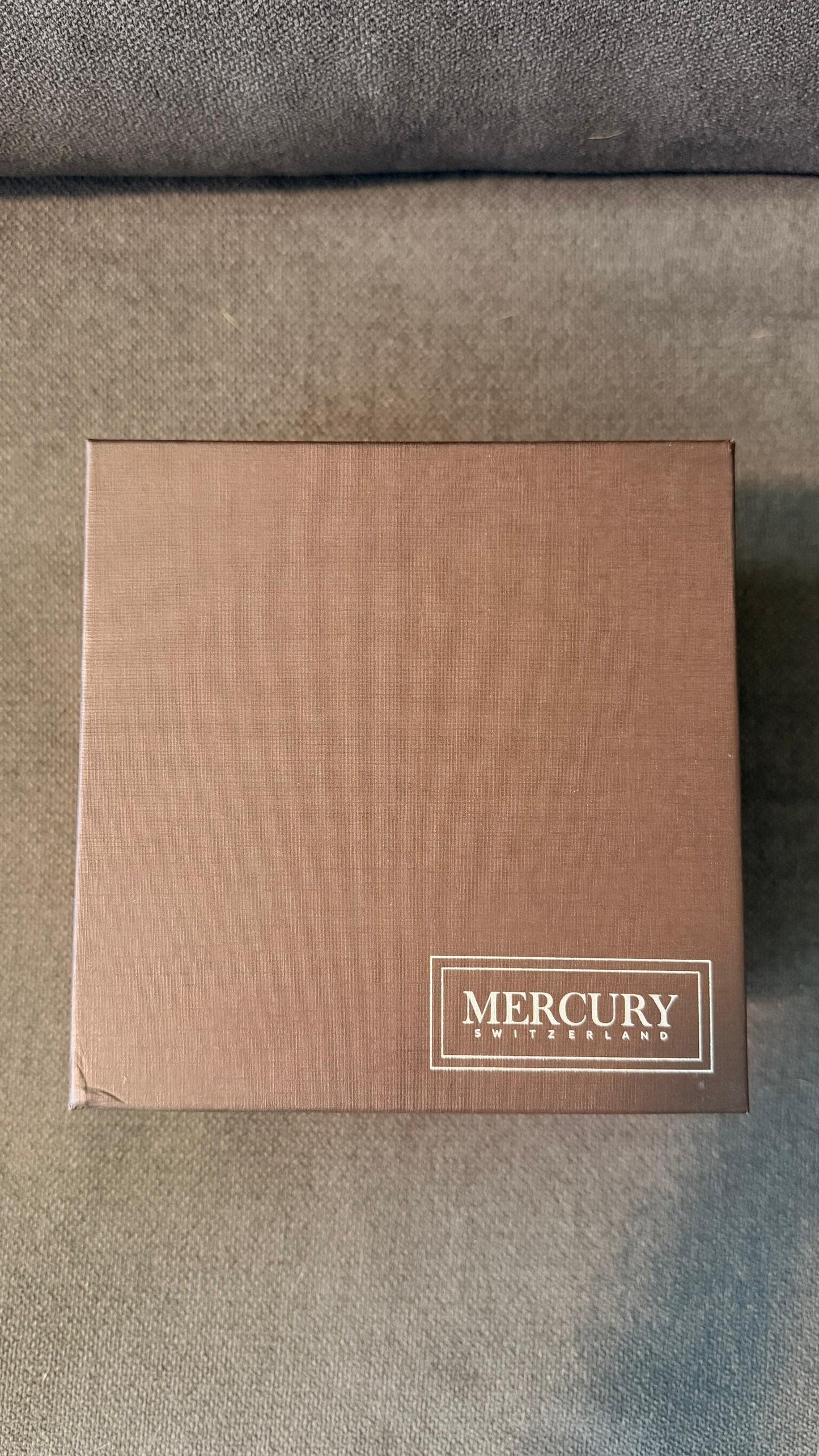 Reloj femenino, marca MERCURY. modelo ME360-SS-9