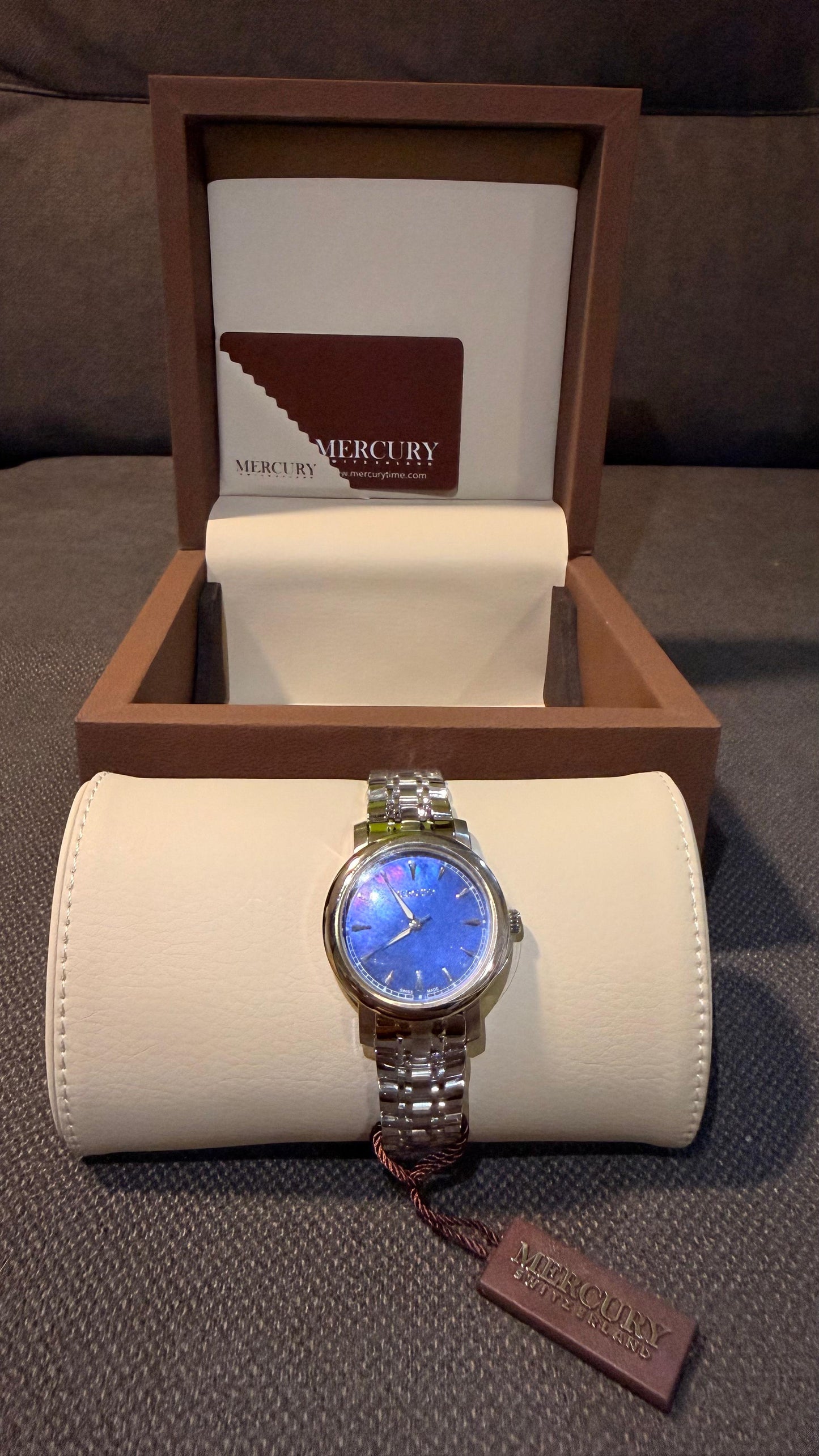 Reloj femenino marca Mercury, modelo ME380-SS-9-maquinaria Suiza.